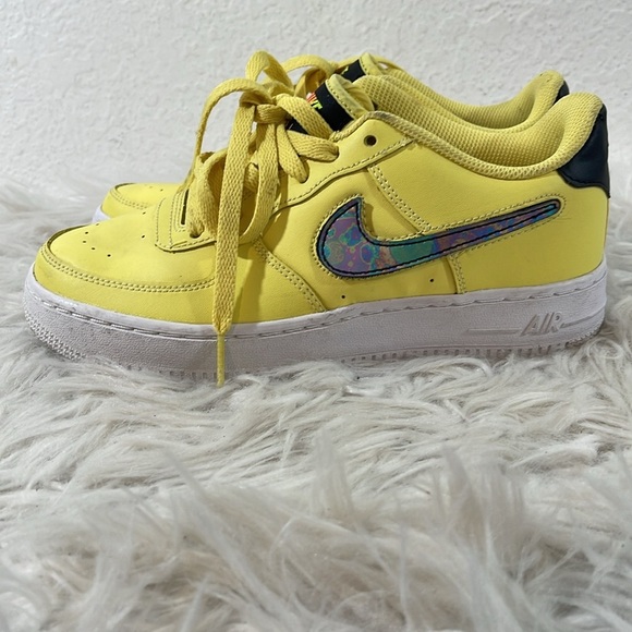 NIKE Air Force 1 Low Shoes Yellow Purse Removable Swoosh‎ Black Size 4.5Y Youth - Picture 5 of 14